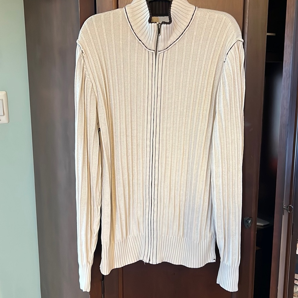Guess sweater